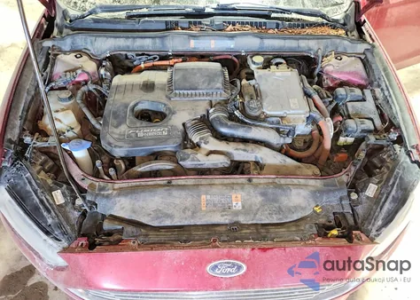 2014 Ford Fusion Titanium Phev z USA, uszkodzony, nr VIN 3FA6P0SU8ER335462